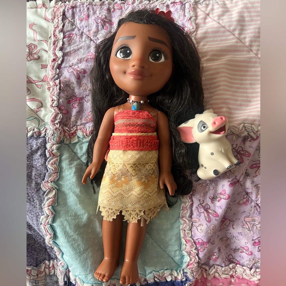 Disney Moana Doll with Red Top and Cream Lace Skirt